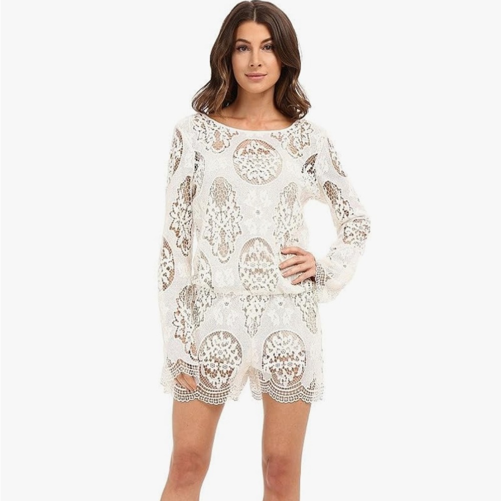 Lace Romper xs